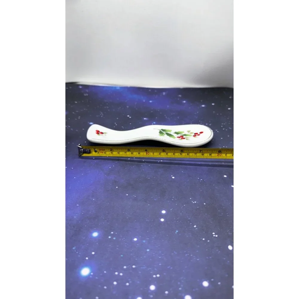 Royal Norfolk Ceramic Spoon Rest‎ Holly Berry Design 8